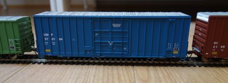 Walthers 932-7113 - 50' Gunderson hi-cube paper service boxcar